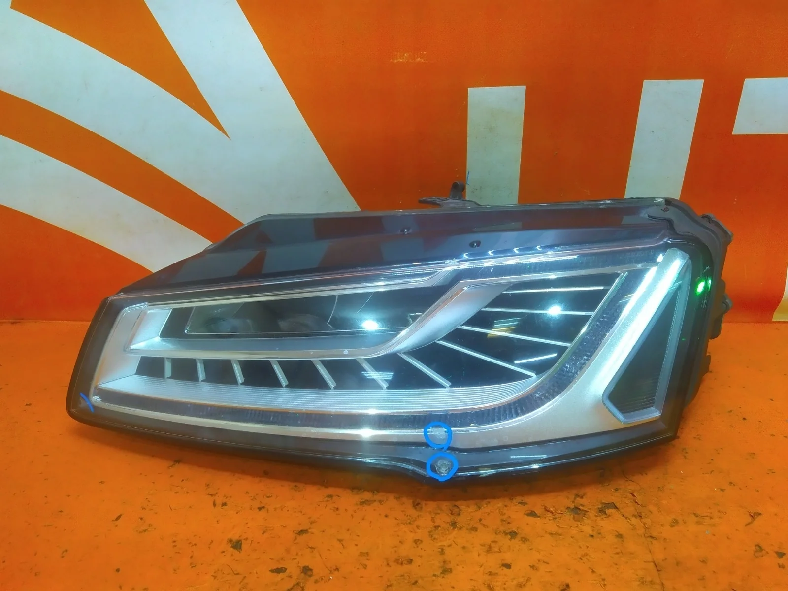 Фара Audi A8 2013-2017 D4