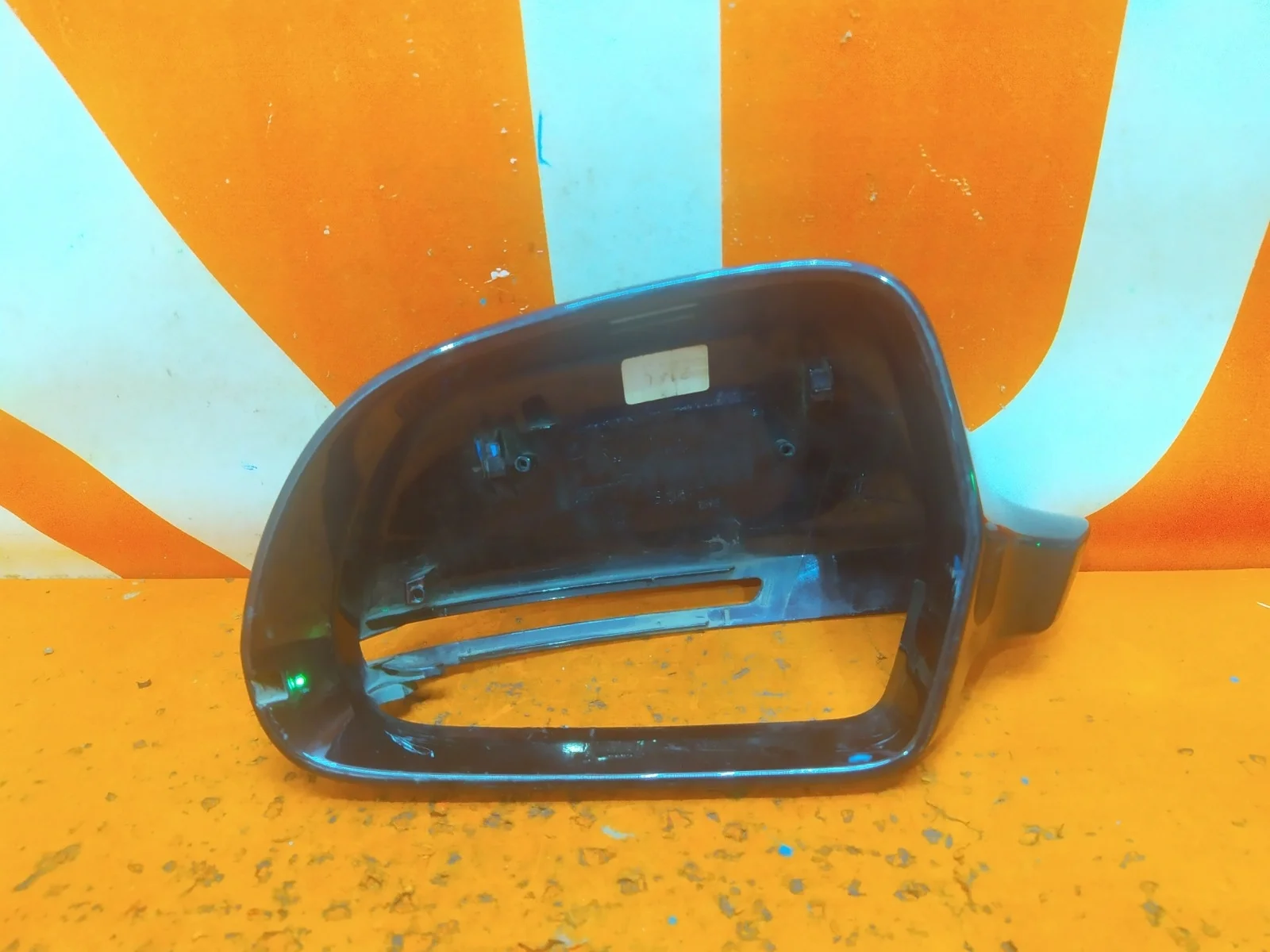 Крышка зеркала Audi A4 2007-2011 B8