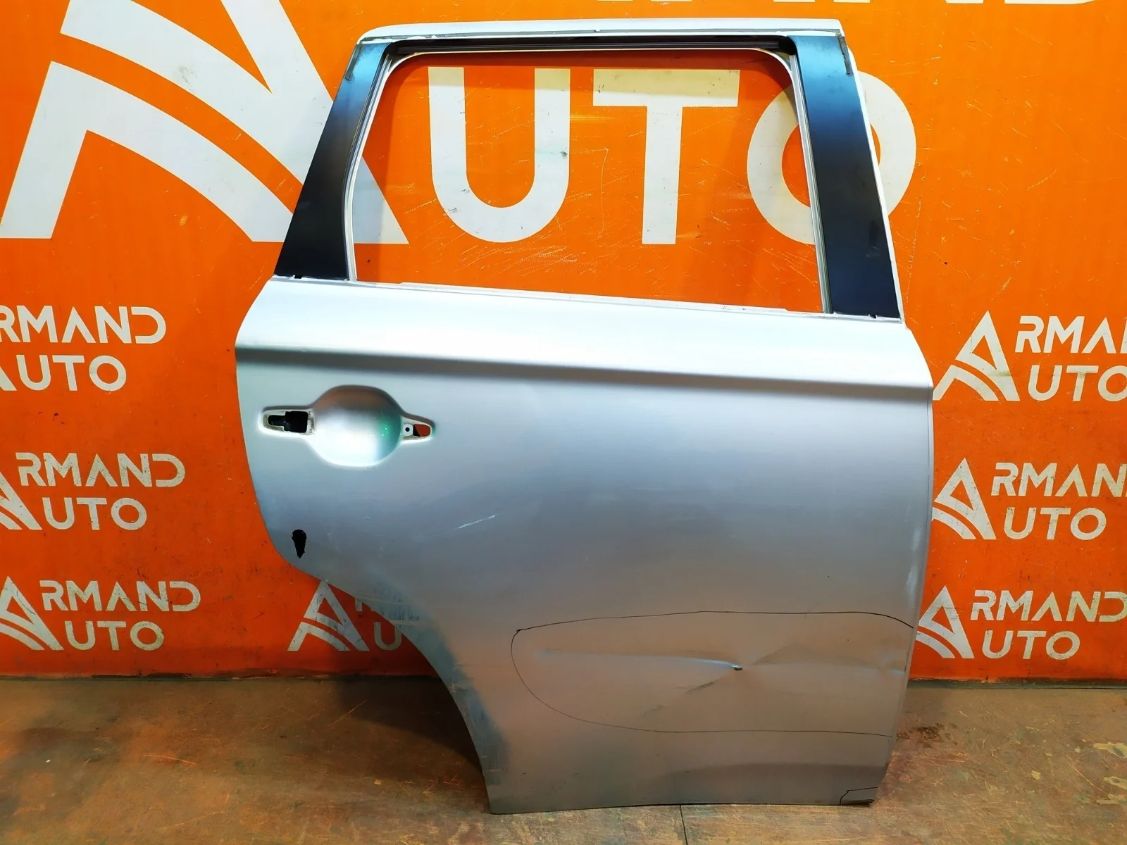 Дверь Mitsubishi Outlander 2012-2015 3