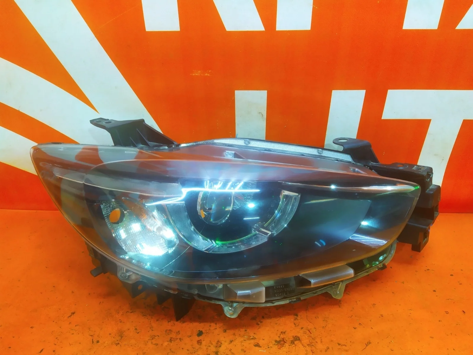 Фара Mazda CX-5 2015-2017