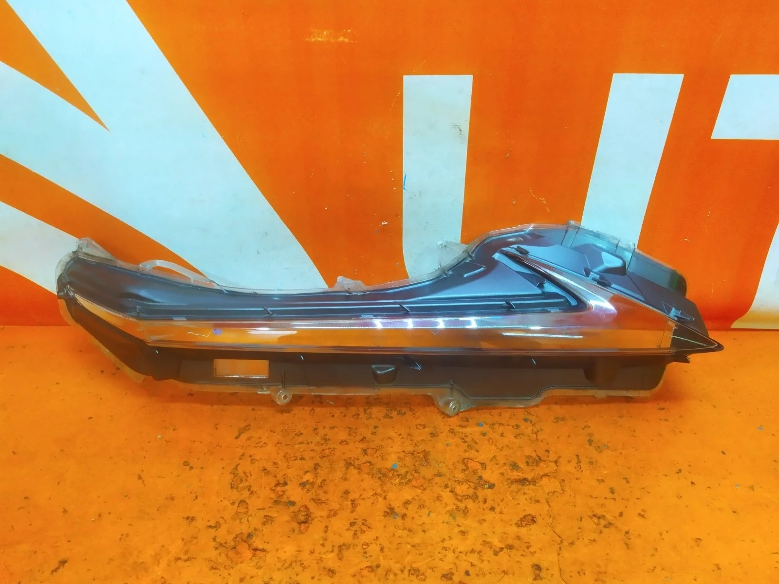 Стекло дхо Lexus NX 2014-2021