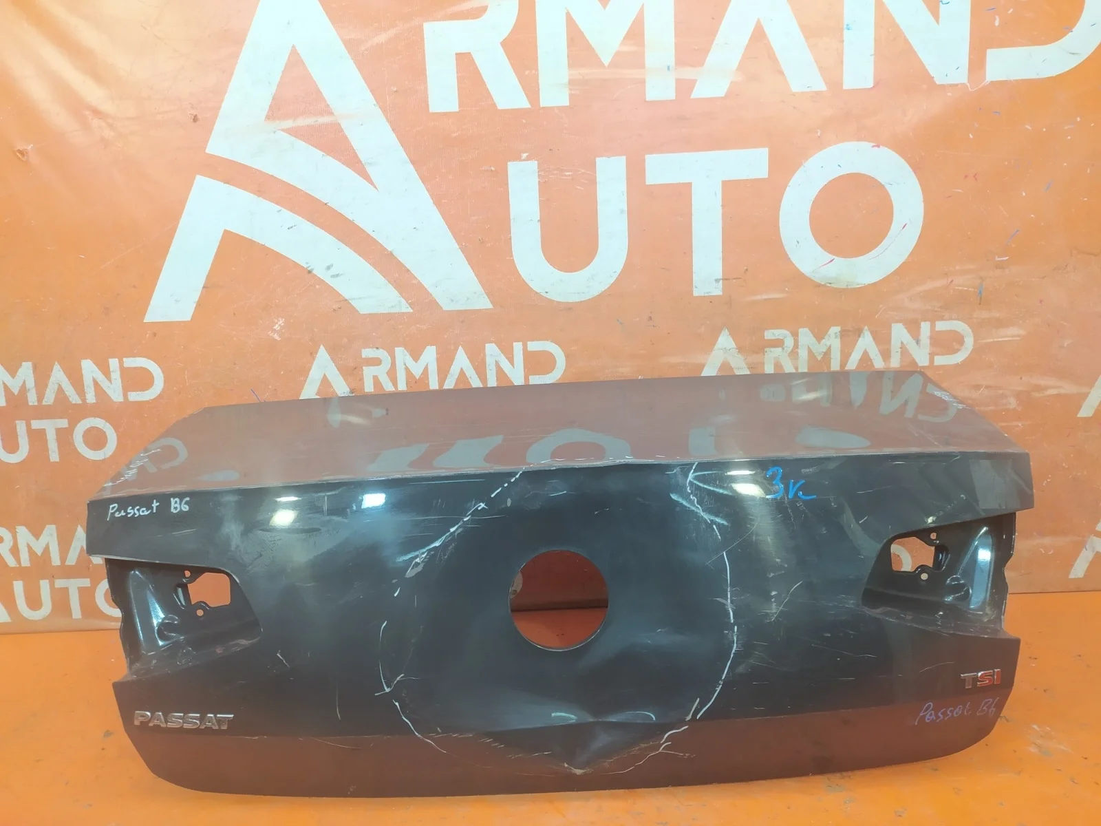 Крышка багажника Volkswagen Passat 2014-нв B8