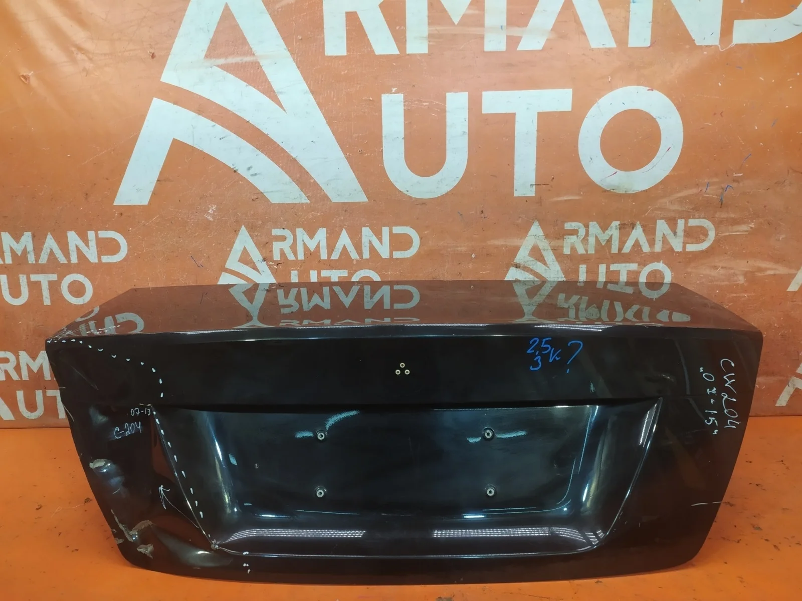 Крышка багажника Mercedes -Class 2006-2015 W204