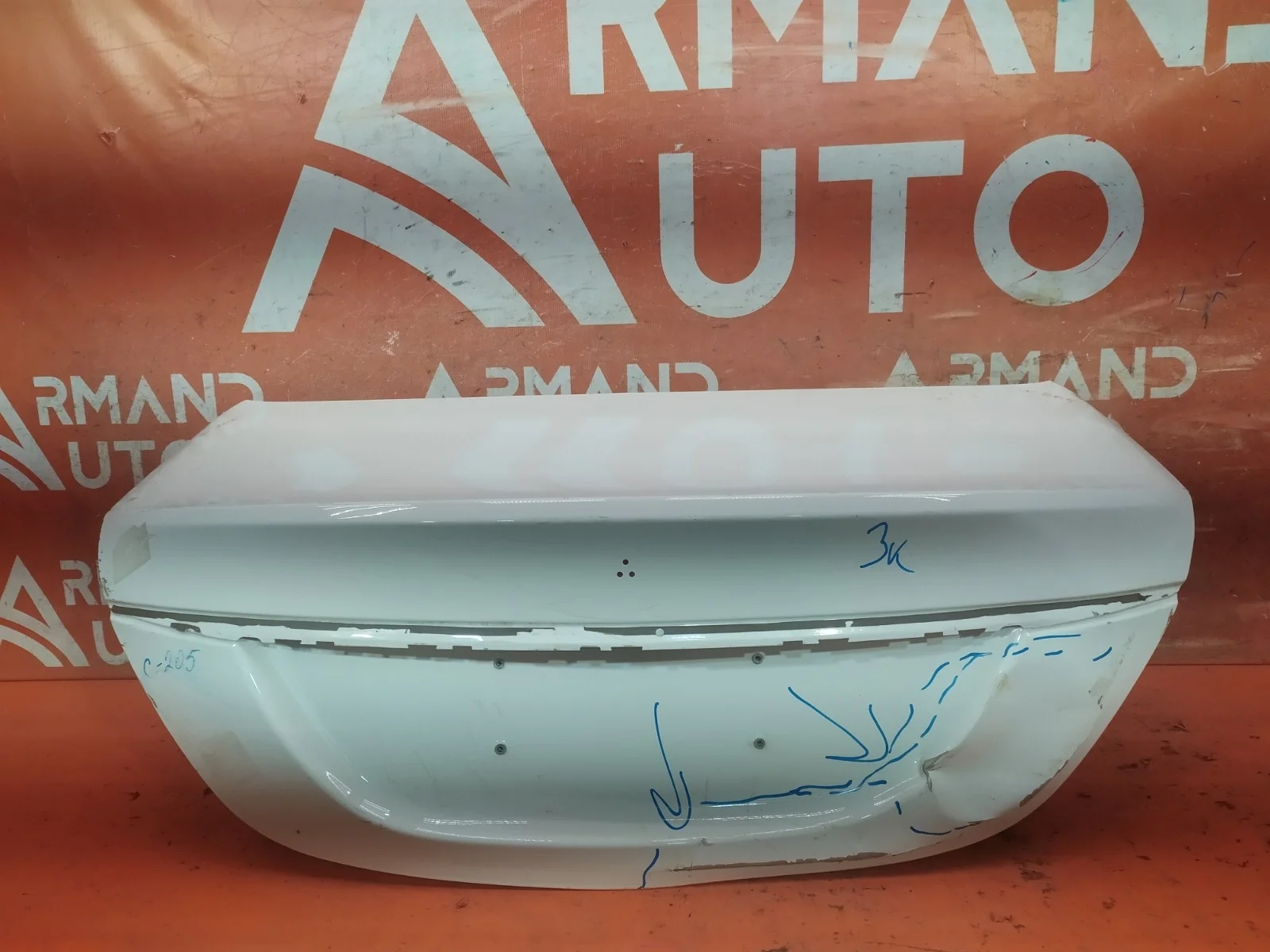 Крышка багажника Mercedes -Class 2014-2021 W205