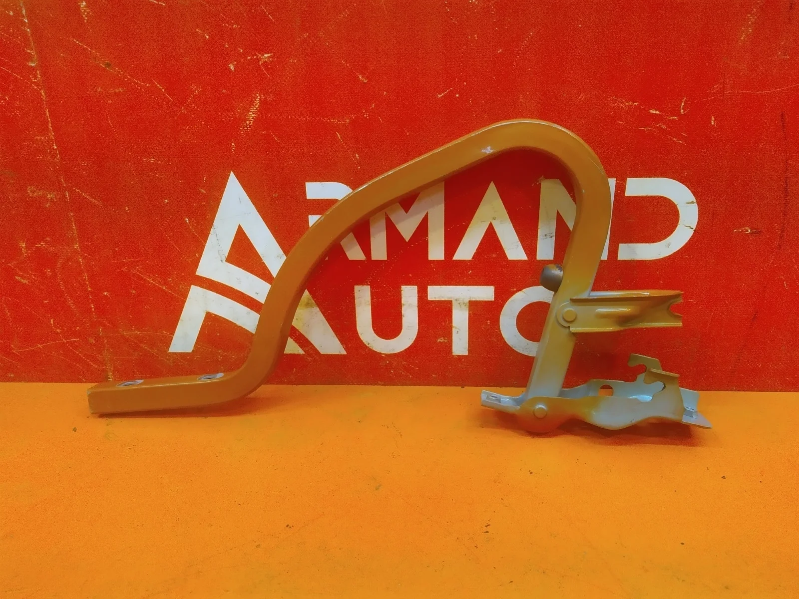 Петля крышки багажника Hyundai Solaris 2010-2017