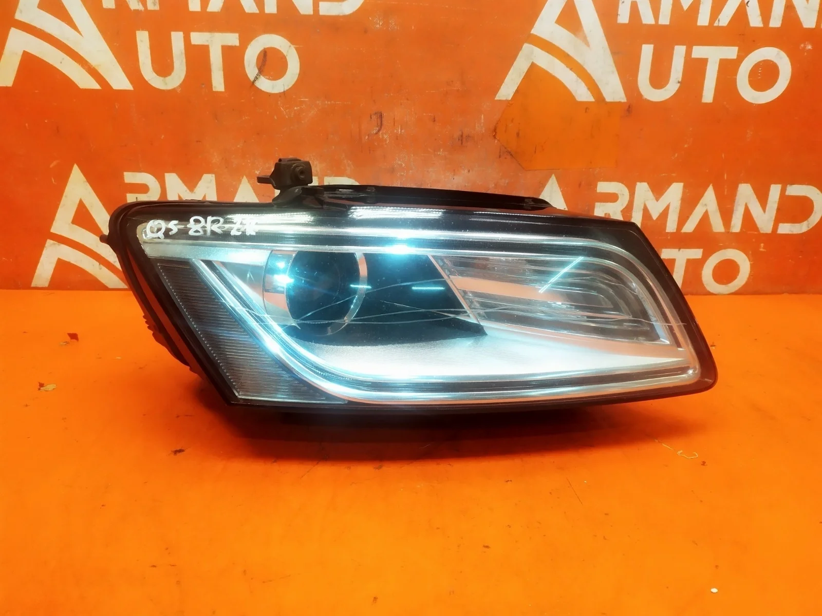 Фара Audi Q5 2012-2017 8R