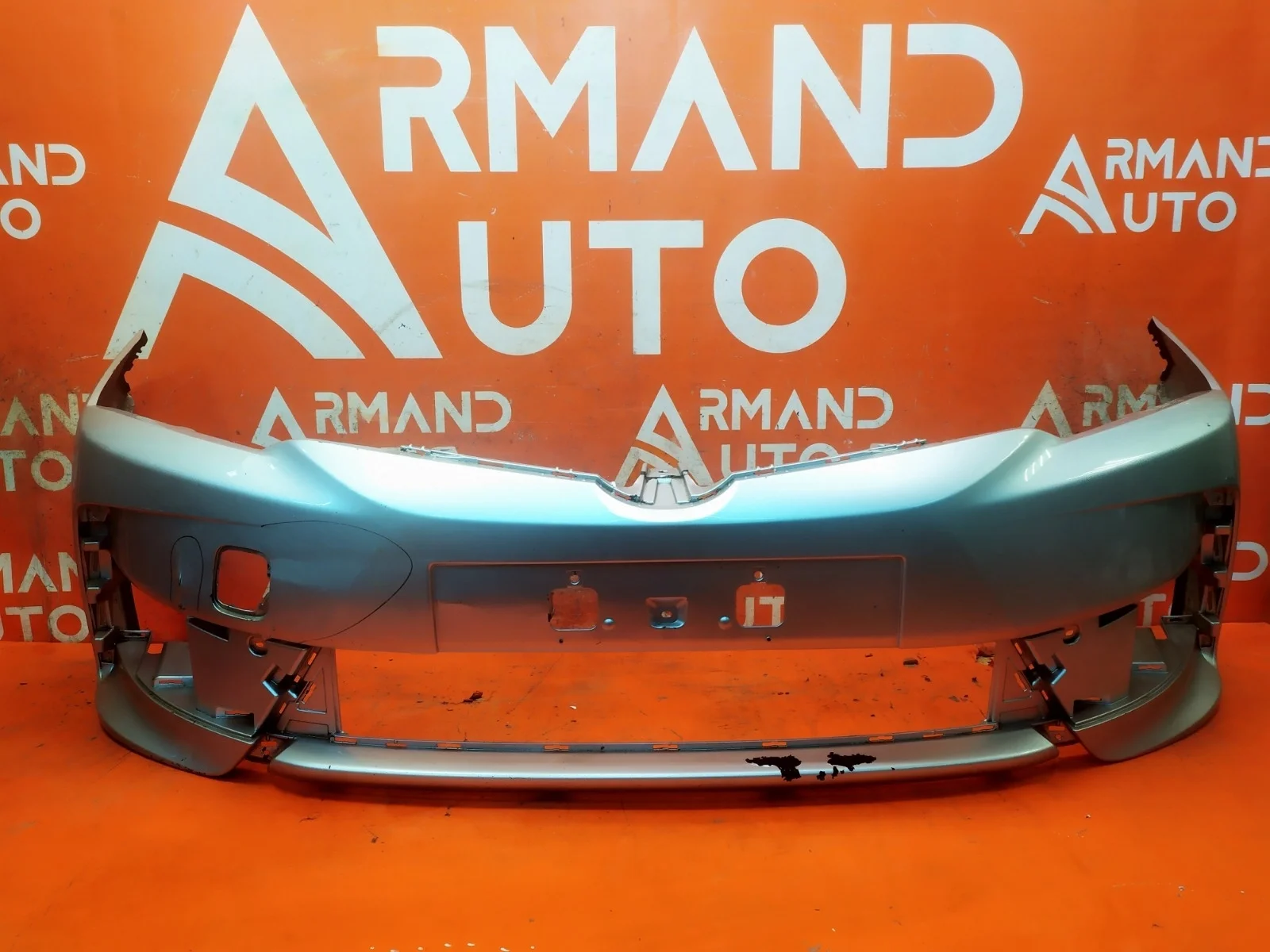 Бампер Toyota Corolla 2015-2019 11 E160 E170 E180