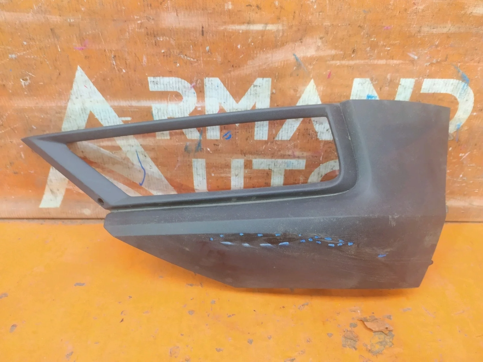 Окантовка птф Volkswagen Tiguan 2016-2020