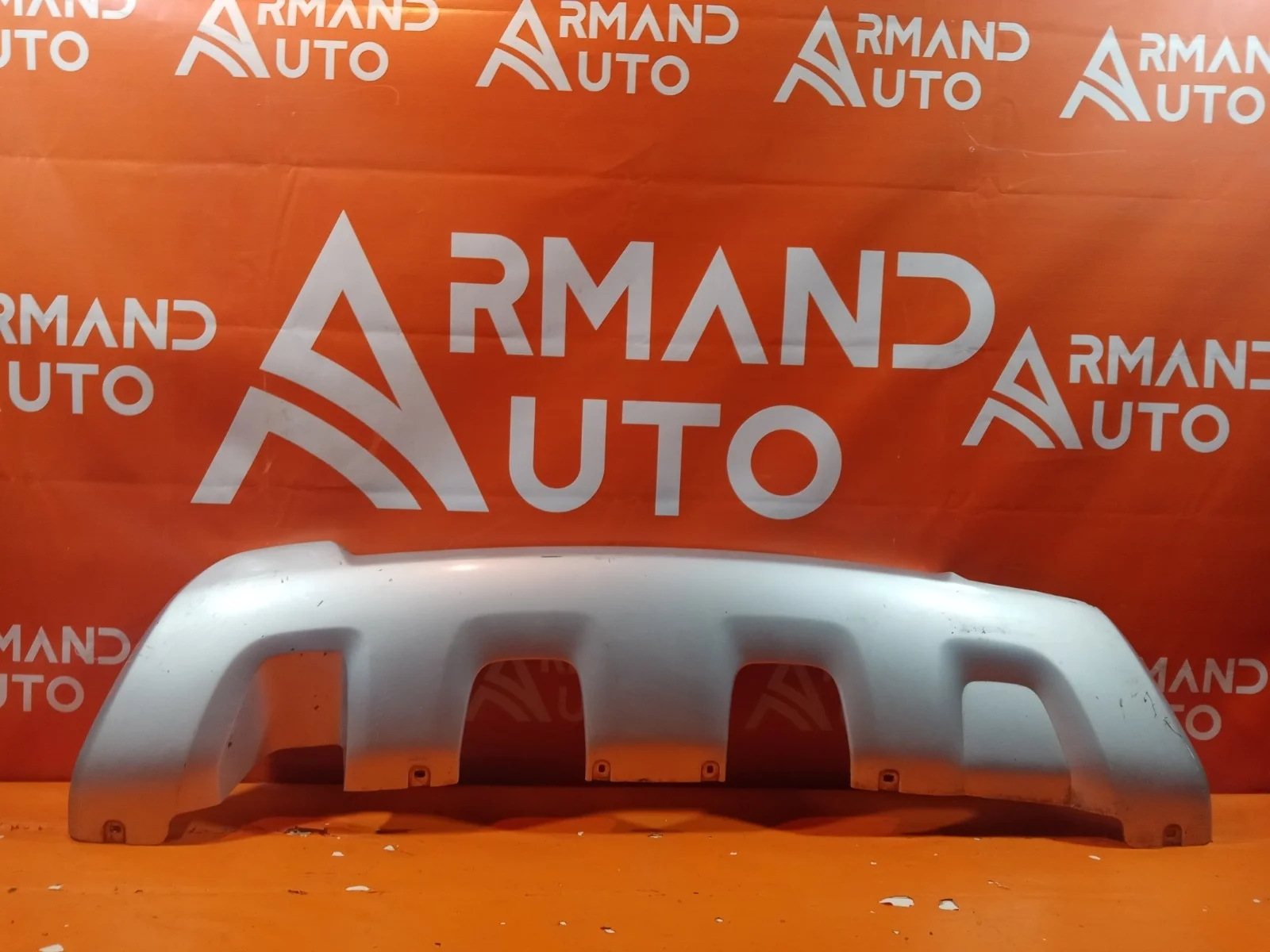 Накладка бампера Renault Duster 2015-2021