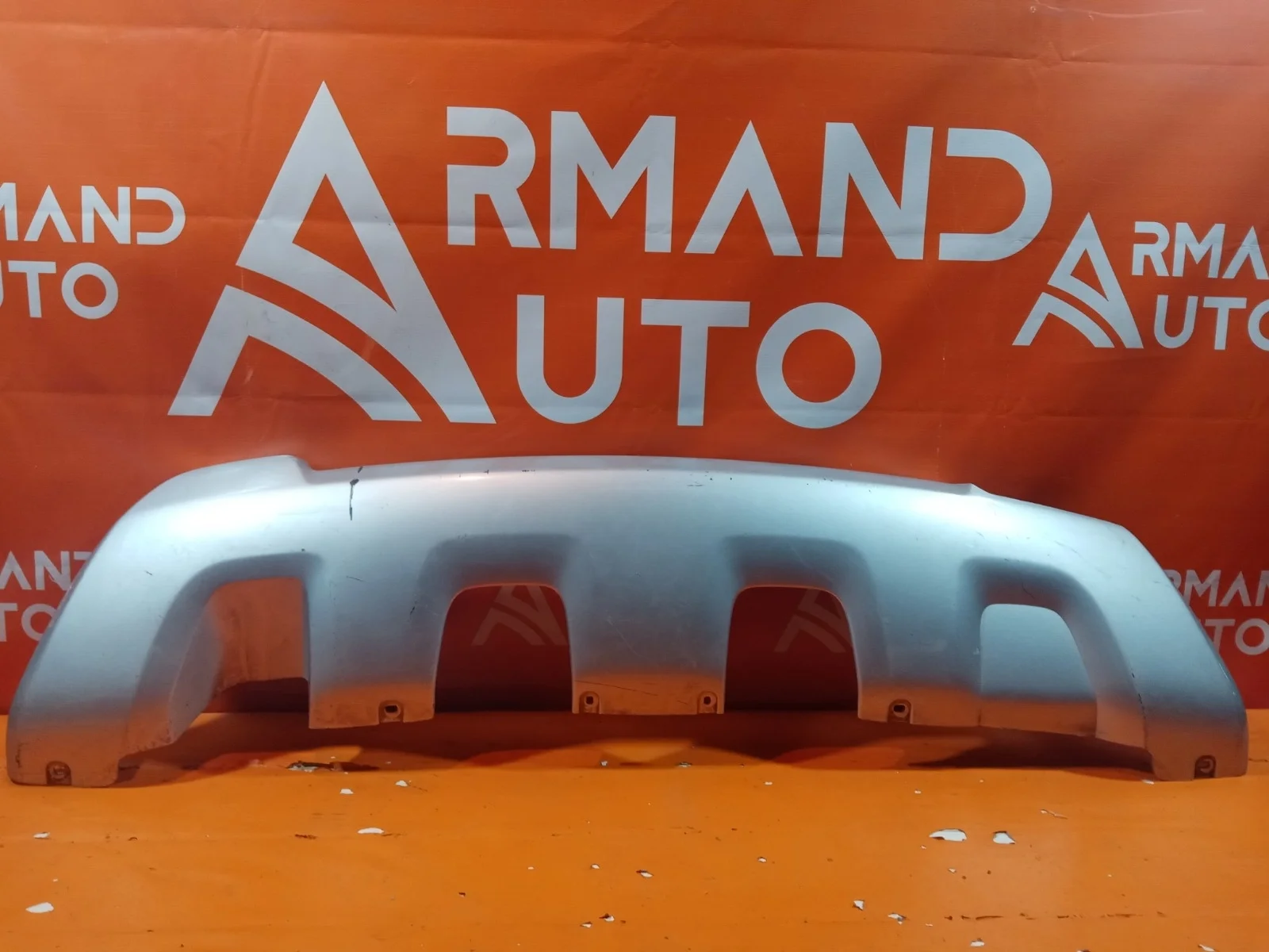 Накладка бампера Renault Duster 2015-2021