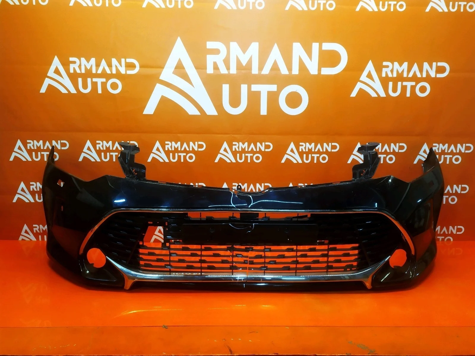 Бампер Toyota Camry 2017-2018 XV50