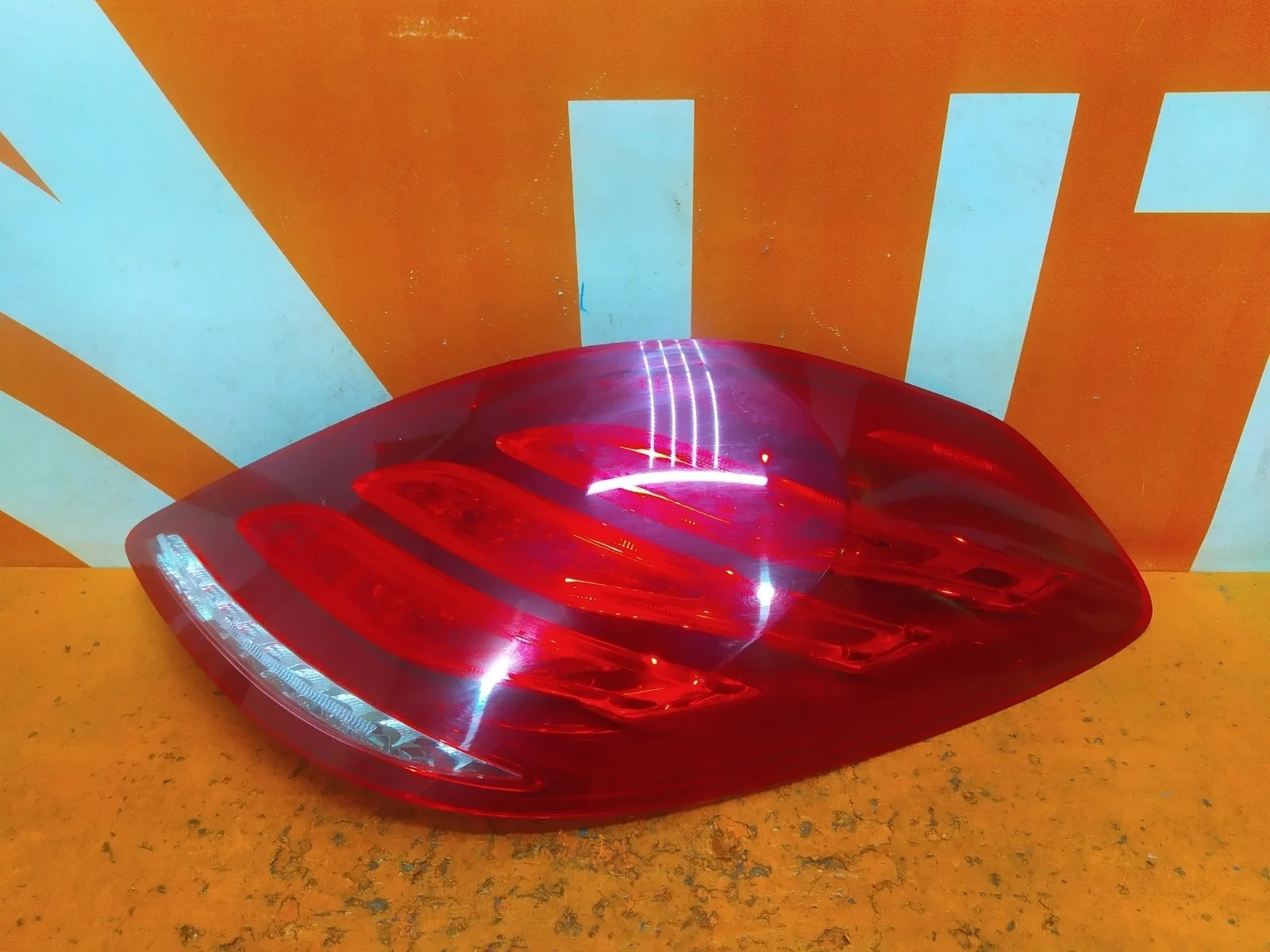 Фонарь Mercedes -Class 2013-2017 W222