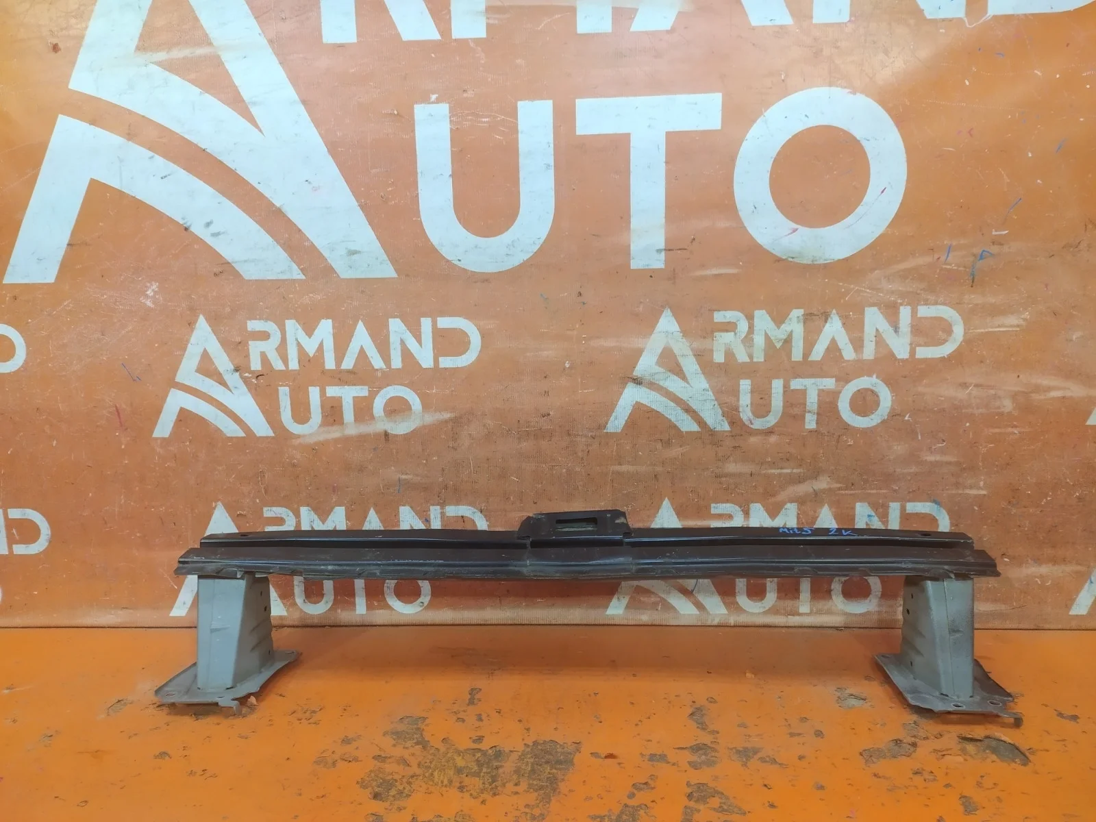 Усилитель бампера Mitsubishi Outlander 2012-нв 3