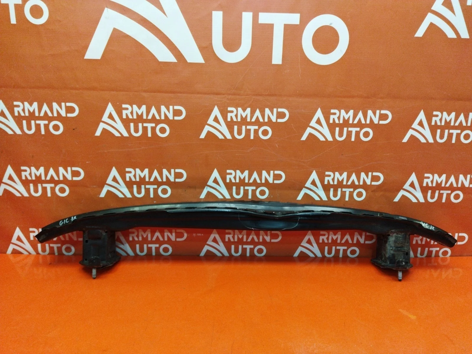 Усилитель бампера Mercedes GLC-Class 2015-2019 X253