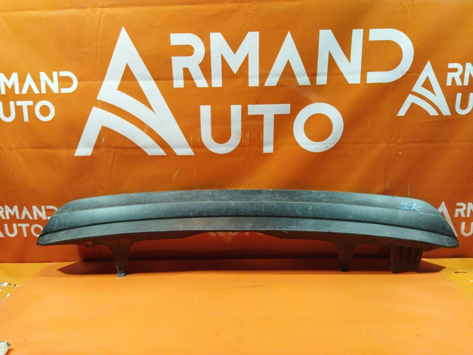 Накладка бампера Toyota Highlander 2010-2013 U40