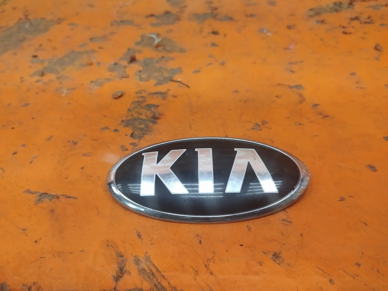 Эмблема KIA Ceed 2018-нв 3 CD