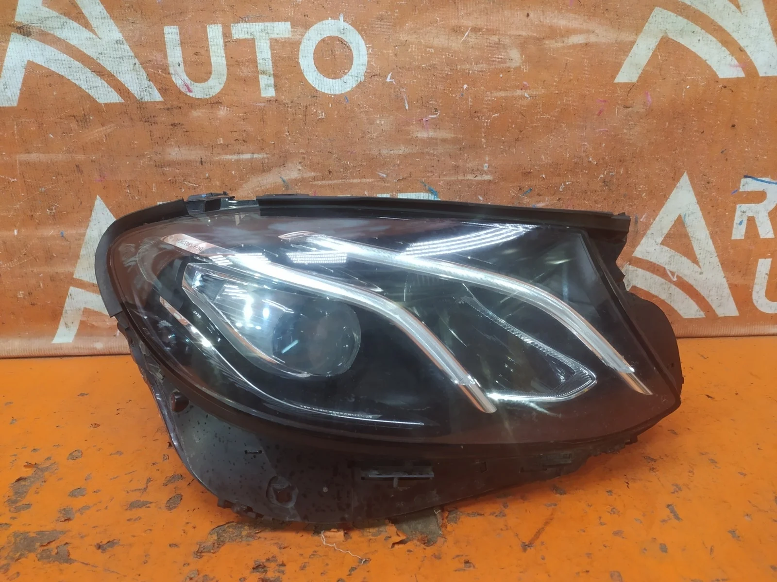 Фара Mercedes -Class 2016-2020 W213, S213, C238