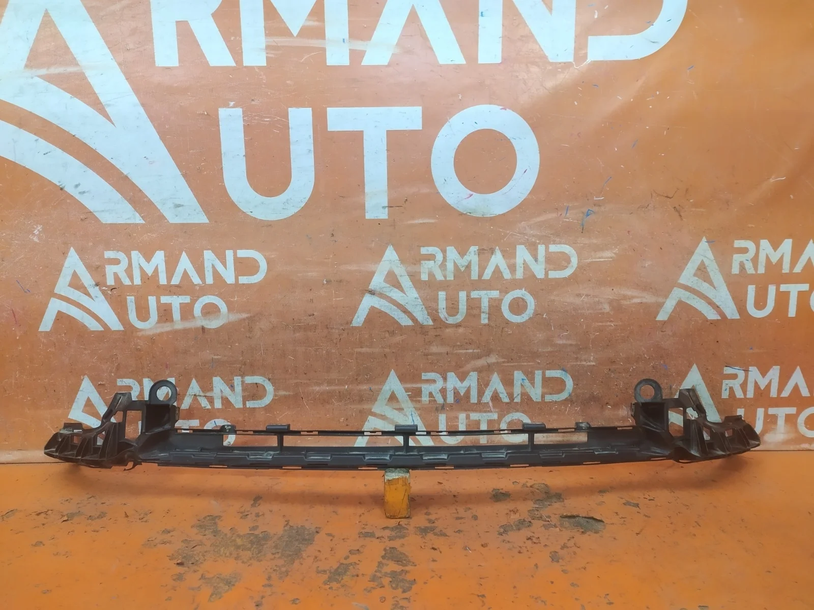 Кронштейн бампера Mercedes -Class 2016-нв W213