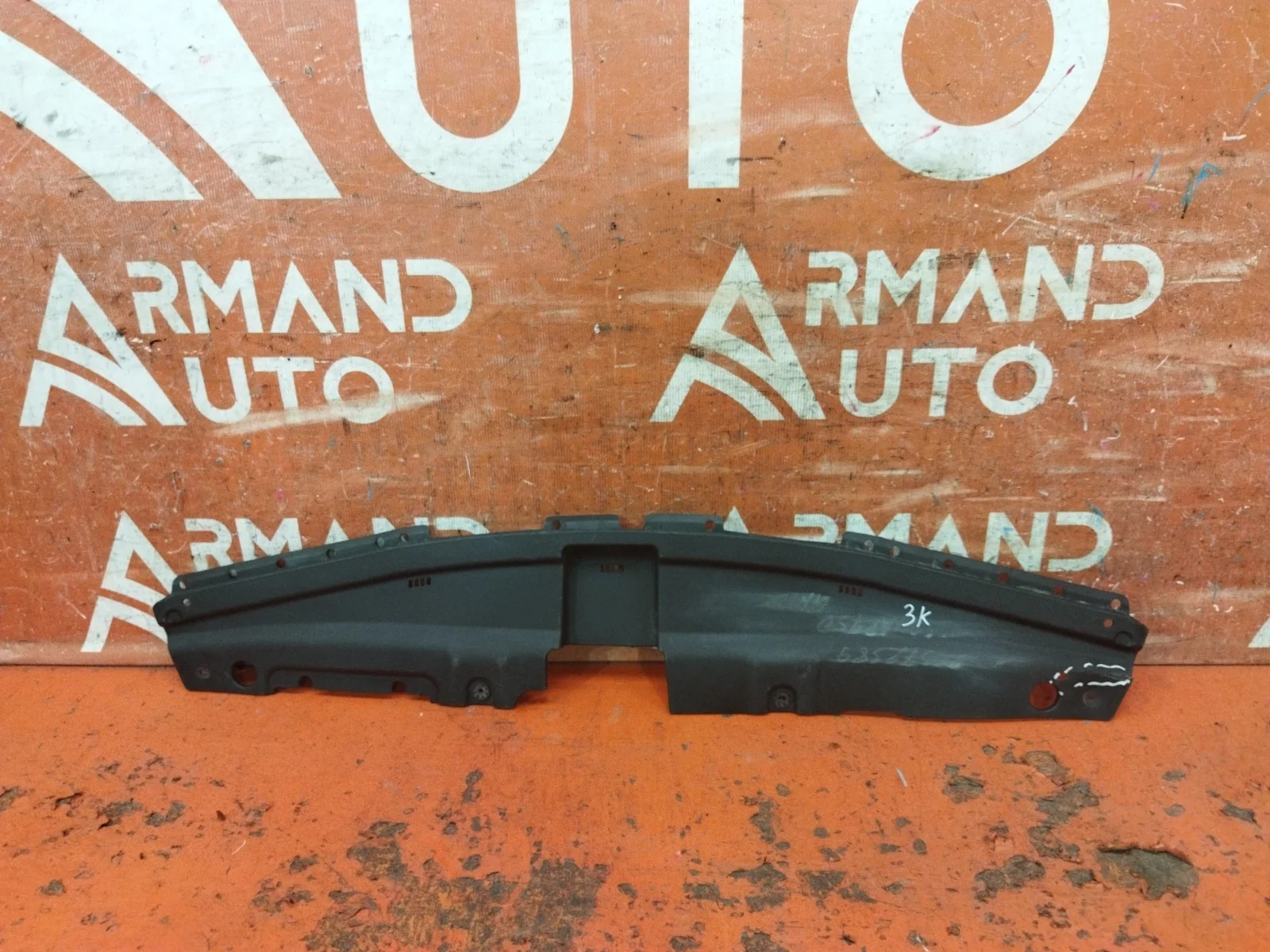 Кожух замка капота Hyundai Solaris 2014-2017