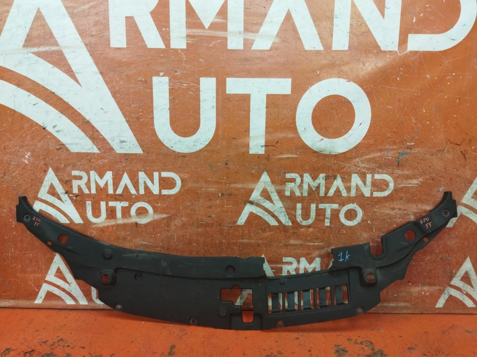 Кожух замка капота Toyota Camry 2014-2018 7 XV50