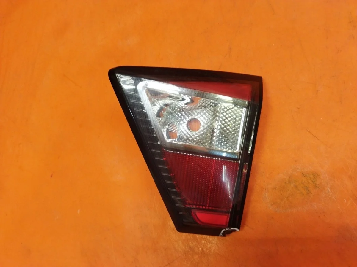 Фонарь внутренний Ford Kuga 2016-2019 CBS