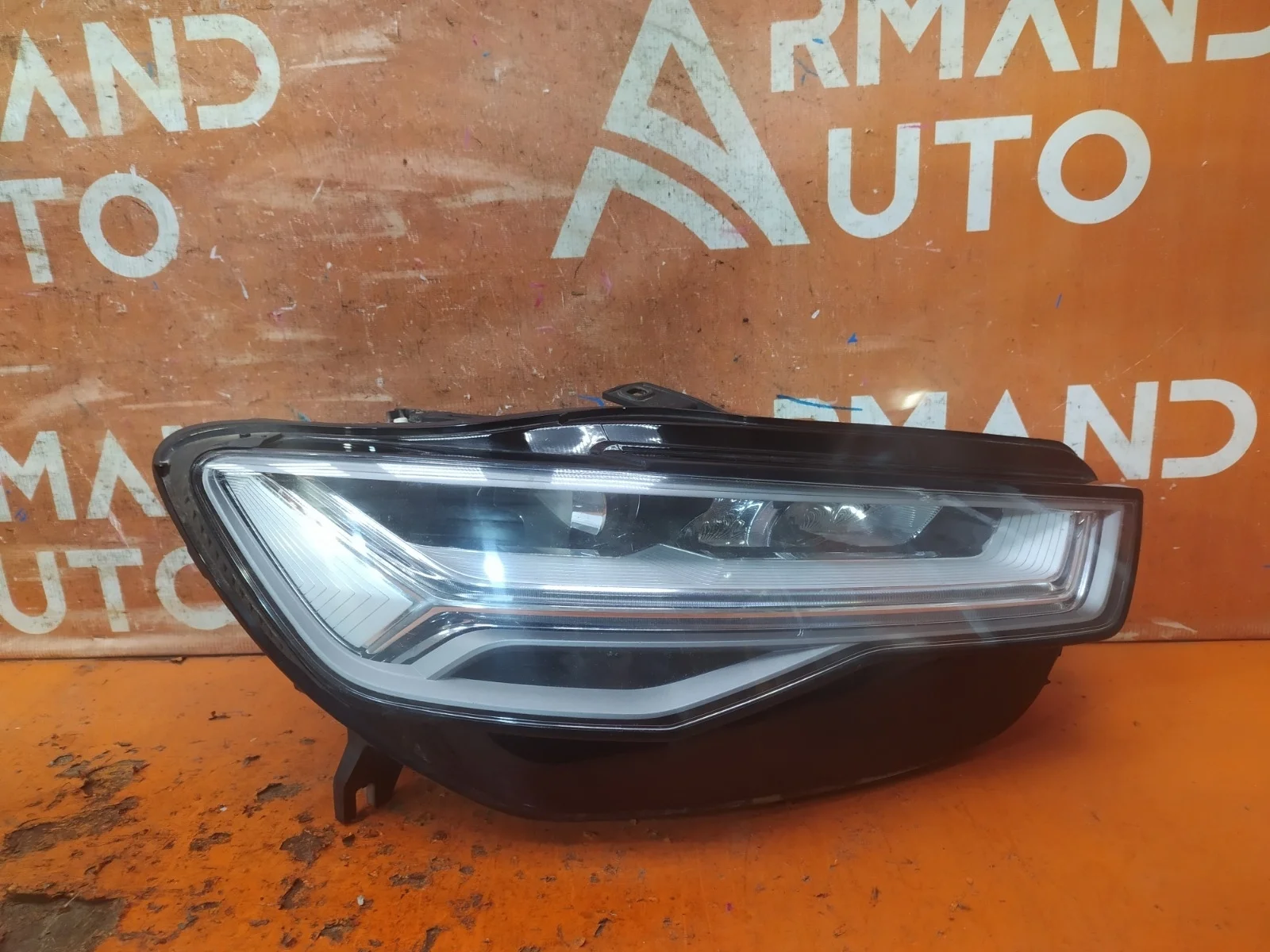 Фара Audi A6 2014-2018 C7