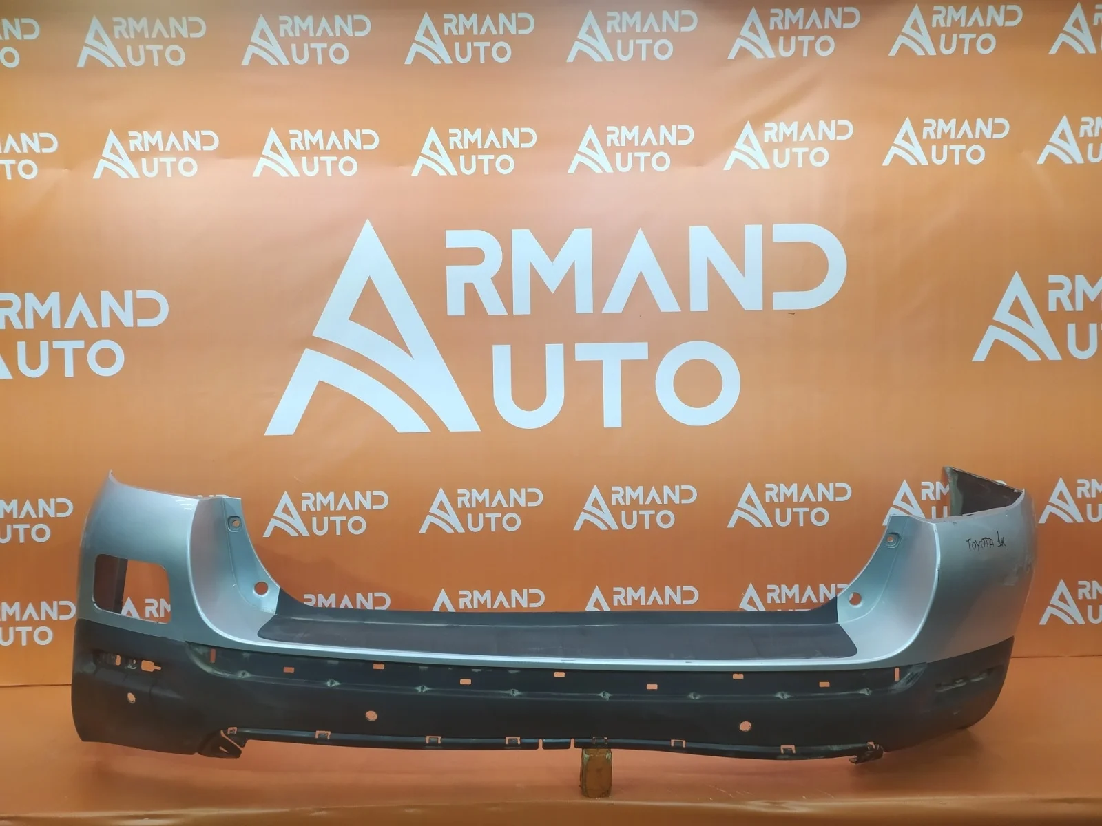 Бампер Toyota Highlander 2010-2013 U40