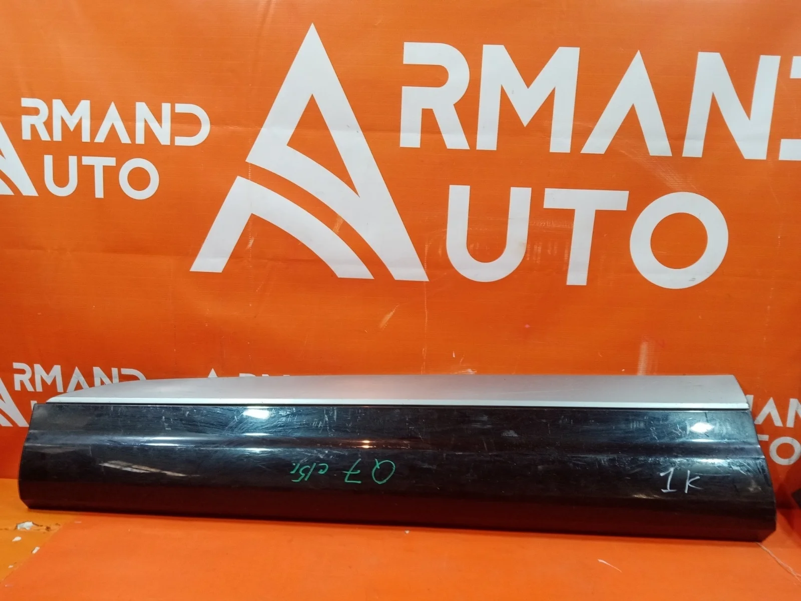 Молдинг двери Audi Q7 2015-2020 4M