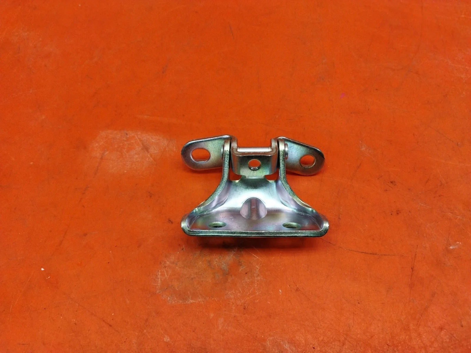 Петля двери верхняя Kia Sportage 2010-2016 3 SL