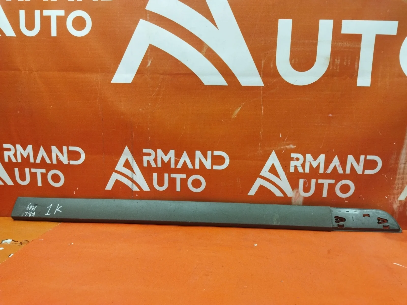 Молдинг двери Renault Megane 2006-2009