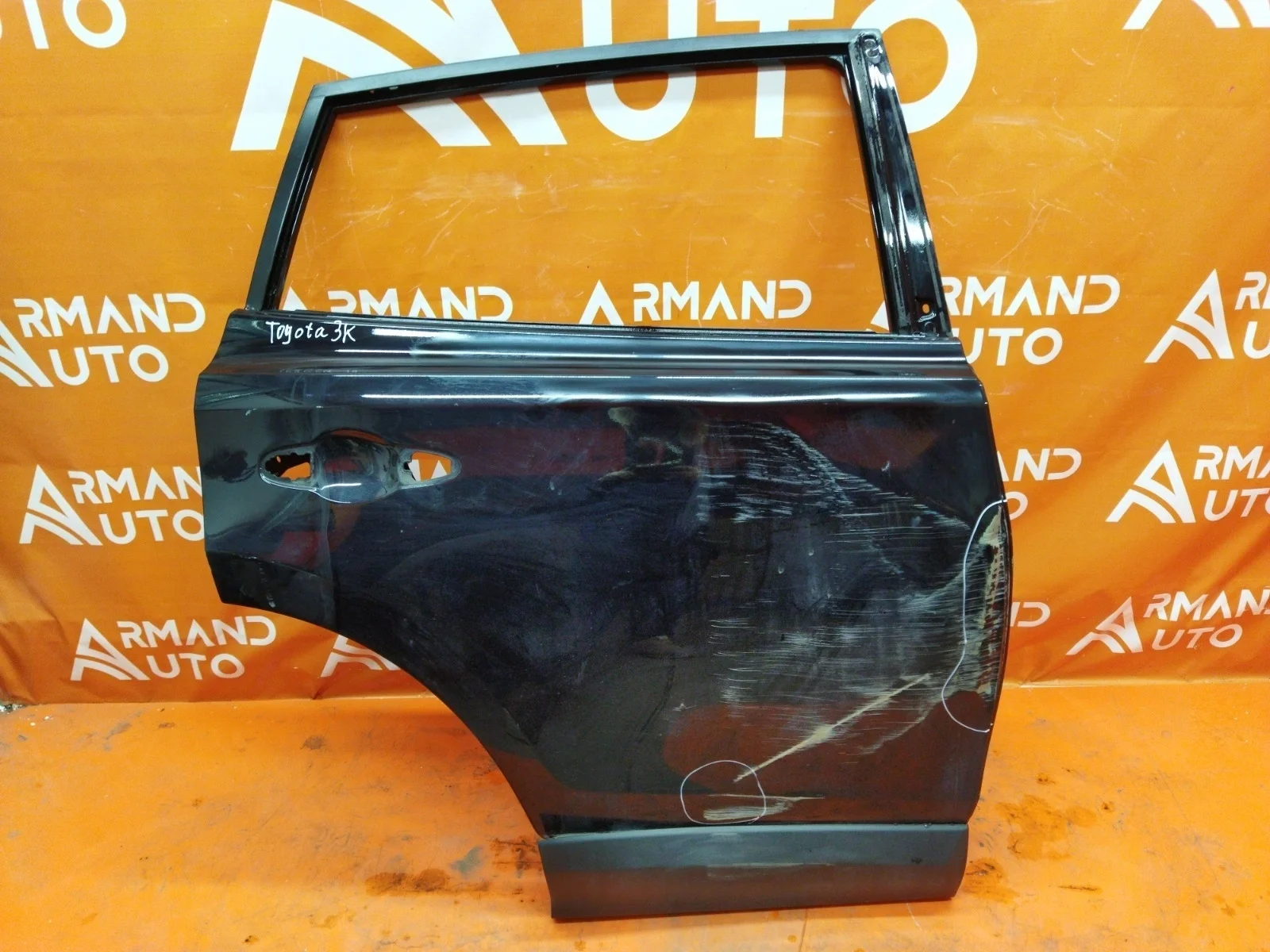 Дверь Toyota Rav4 2015-2019 CA40