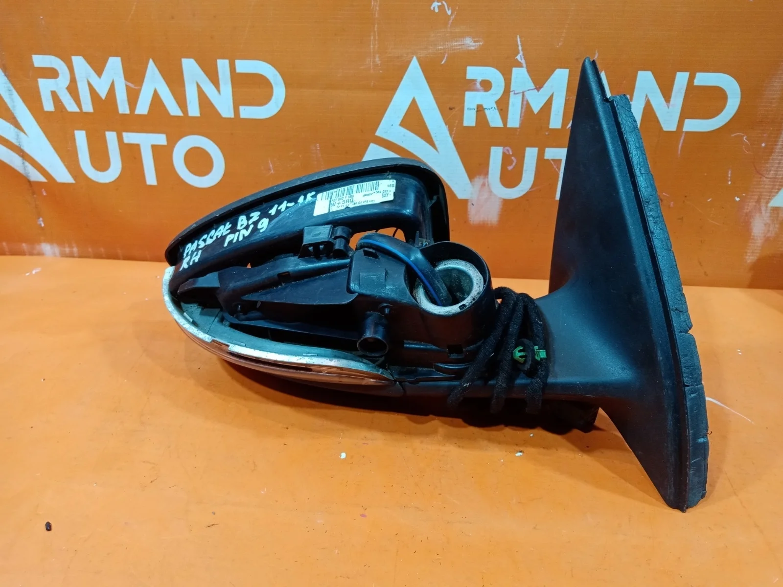 Зеркало Volkswagen Passat 2011-2015 B7