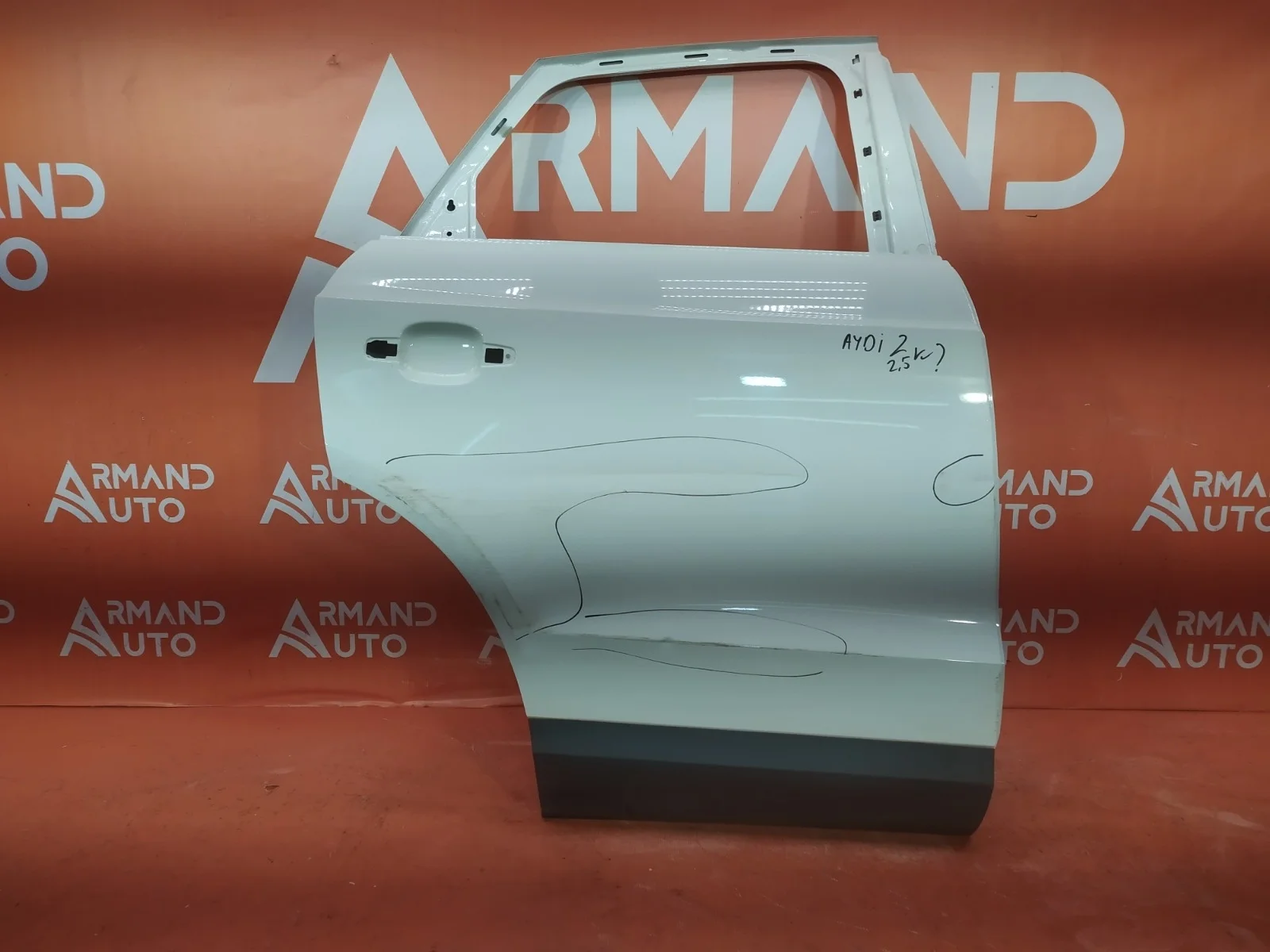 Дверь Audi Q3 2011-2014 8U