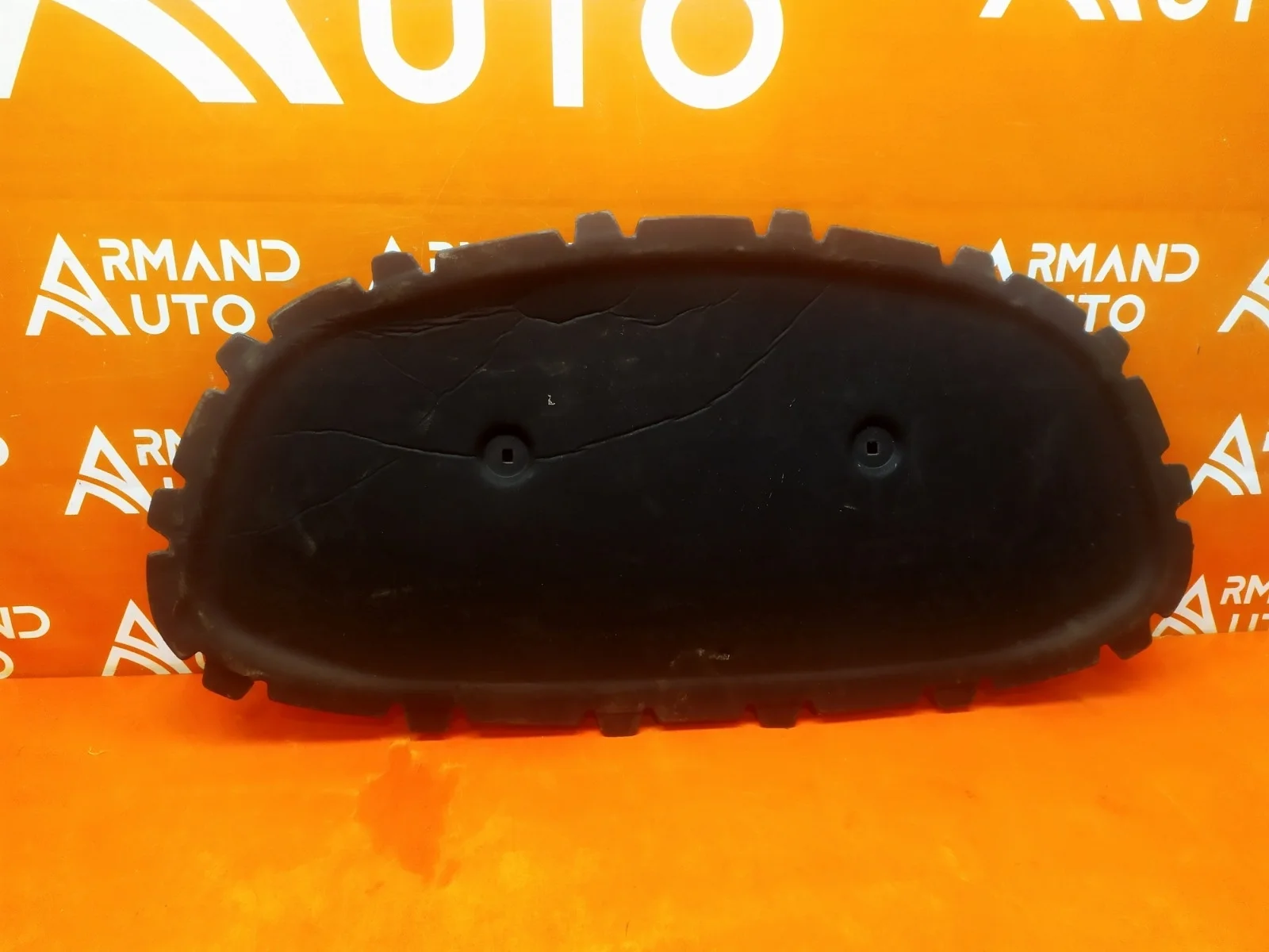 Шумоизоляция капота Volkswagen Polo 2020-нв 6