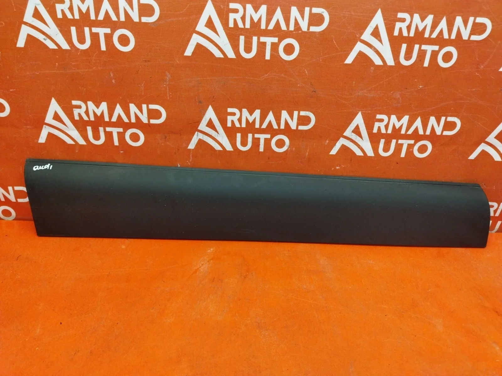 Молдинг двери Audi Q7 2005-2015 4L