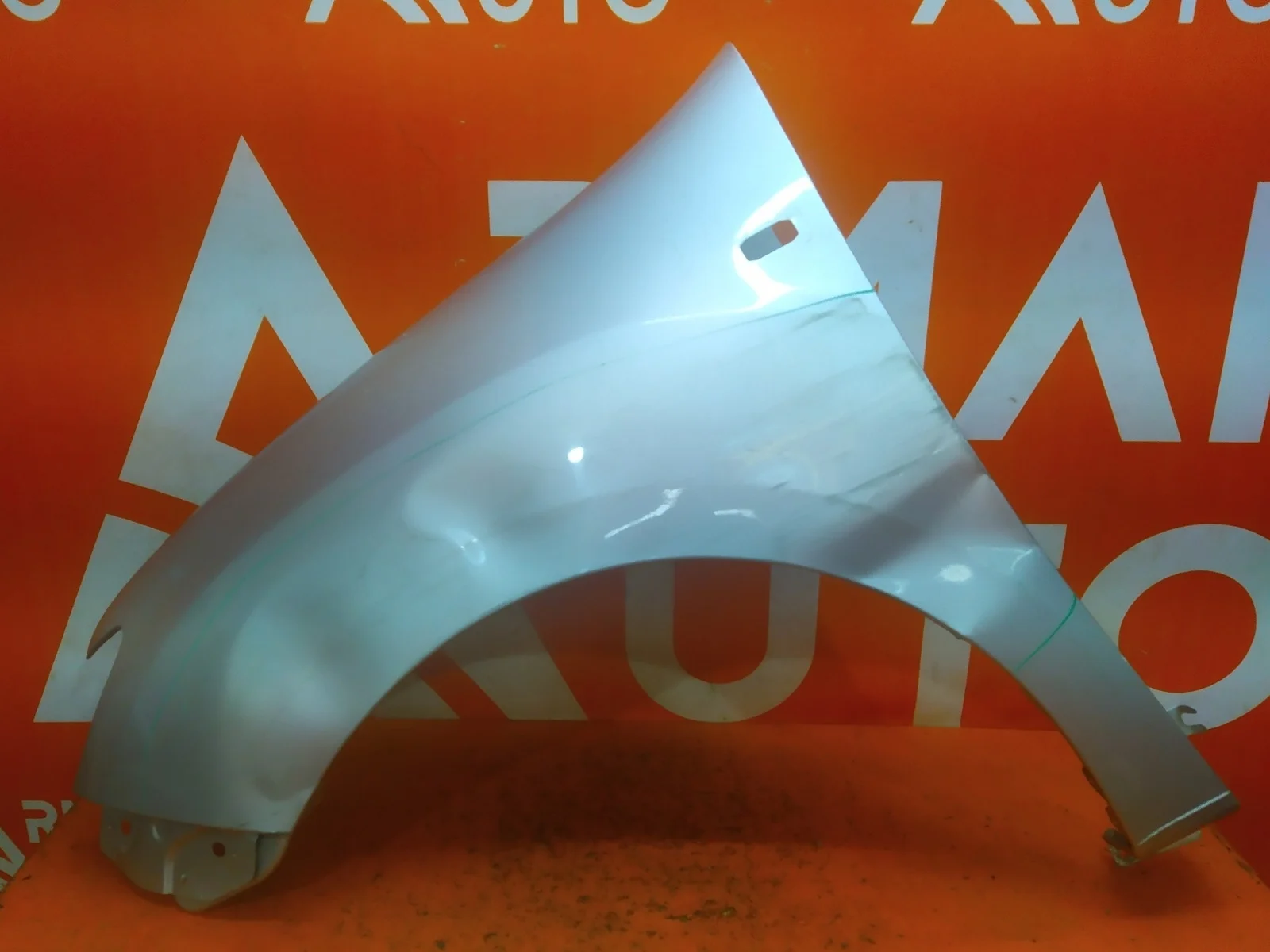 Крыло Renault Logan 2012-2022