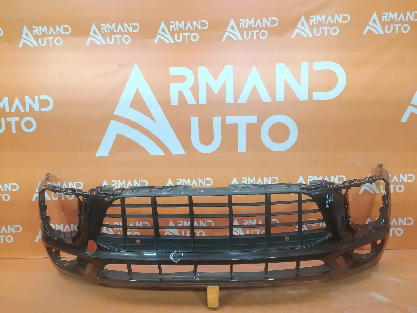 Бампер Porsche Macan 2014-2019 95b