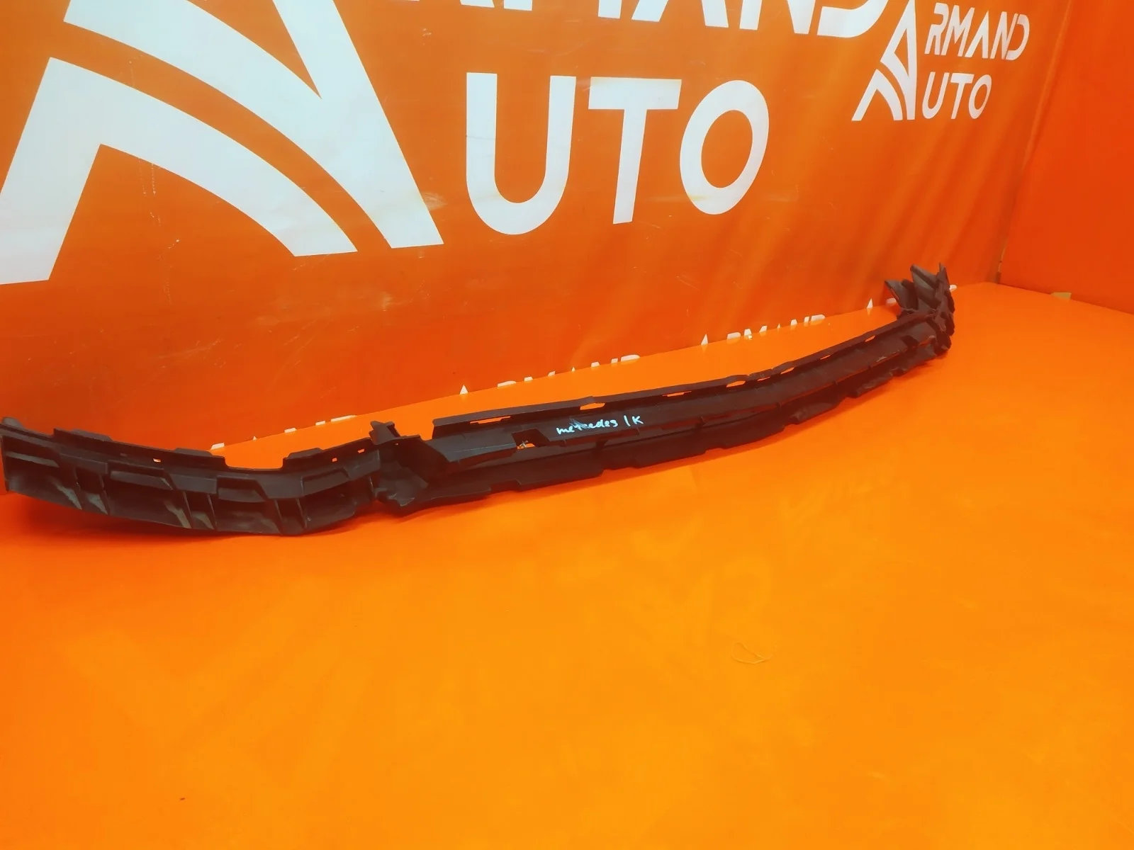 Кронштейн бампера Mercedes -Class 2016-2020 W213, S213