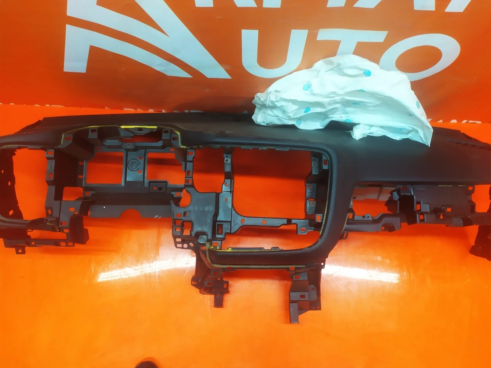 Торпедо Mitsubishi Outlander 2012-нв 3