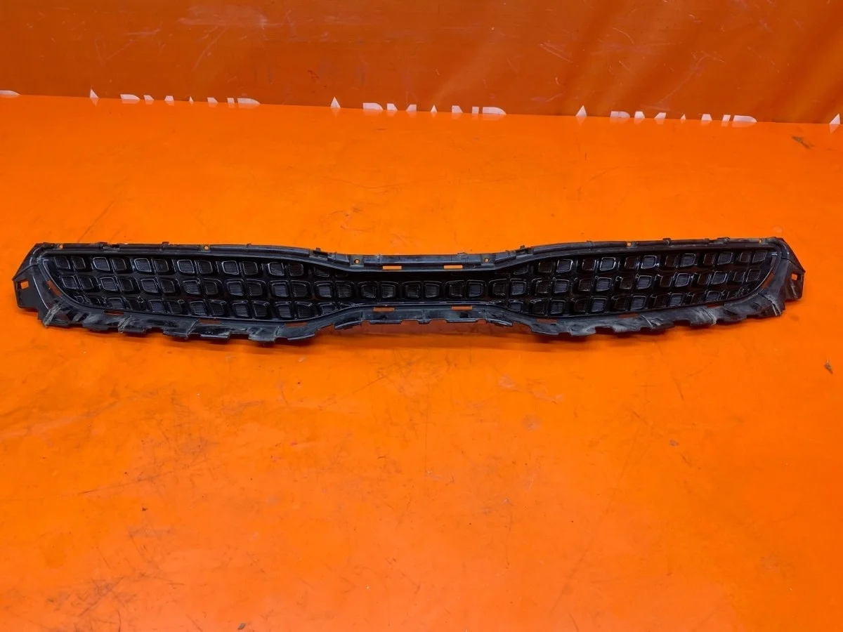 Решетка радиатора Kia rio 2017-2020 4 FB