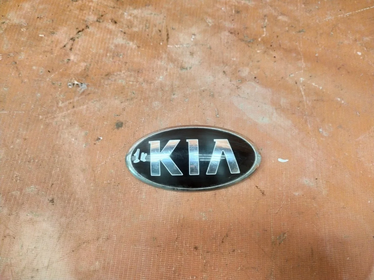 Эмблема Kia Ceed 2018-нв 3 CD