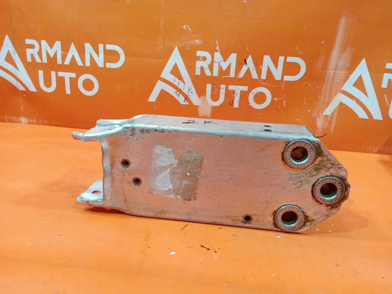 Кронштейн усилителя бампера BMW 5 series 2009-2017 F10 F11