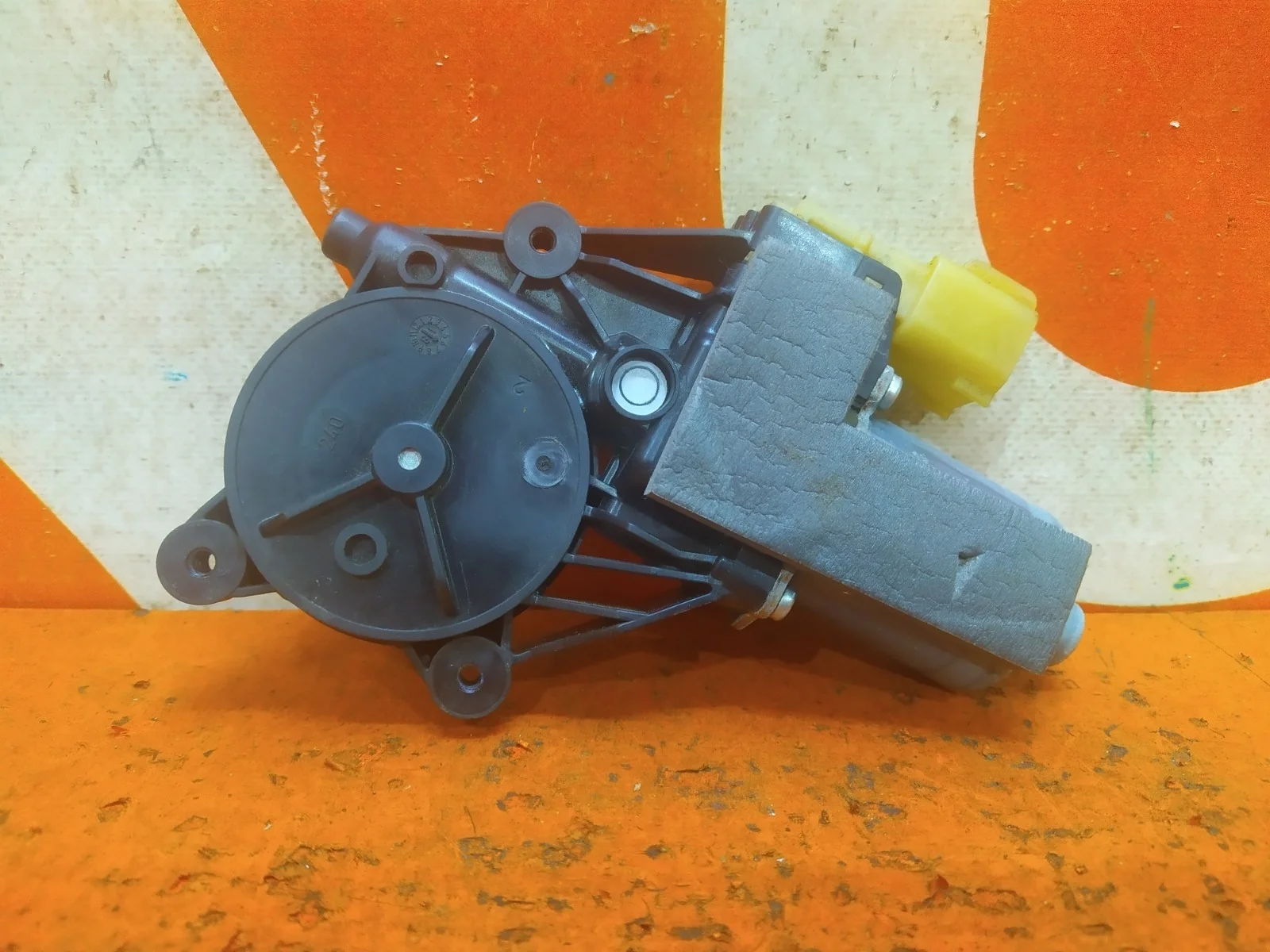 Мотор стеклоподъемника Land Rover Range Sport 2013-нв L494