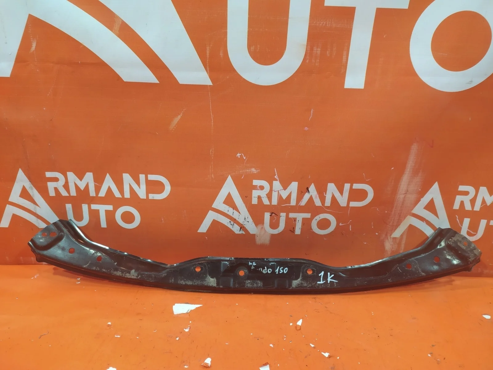 Панель передняя (суппорт радиатора) верхняя Toyota Land Cruiser Prado 2013-2017 150