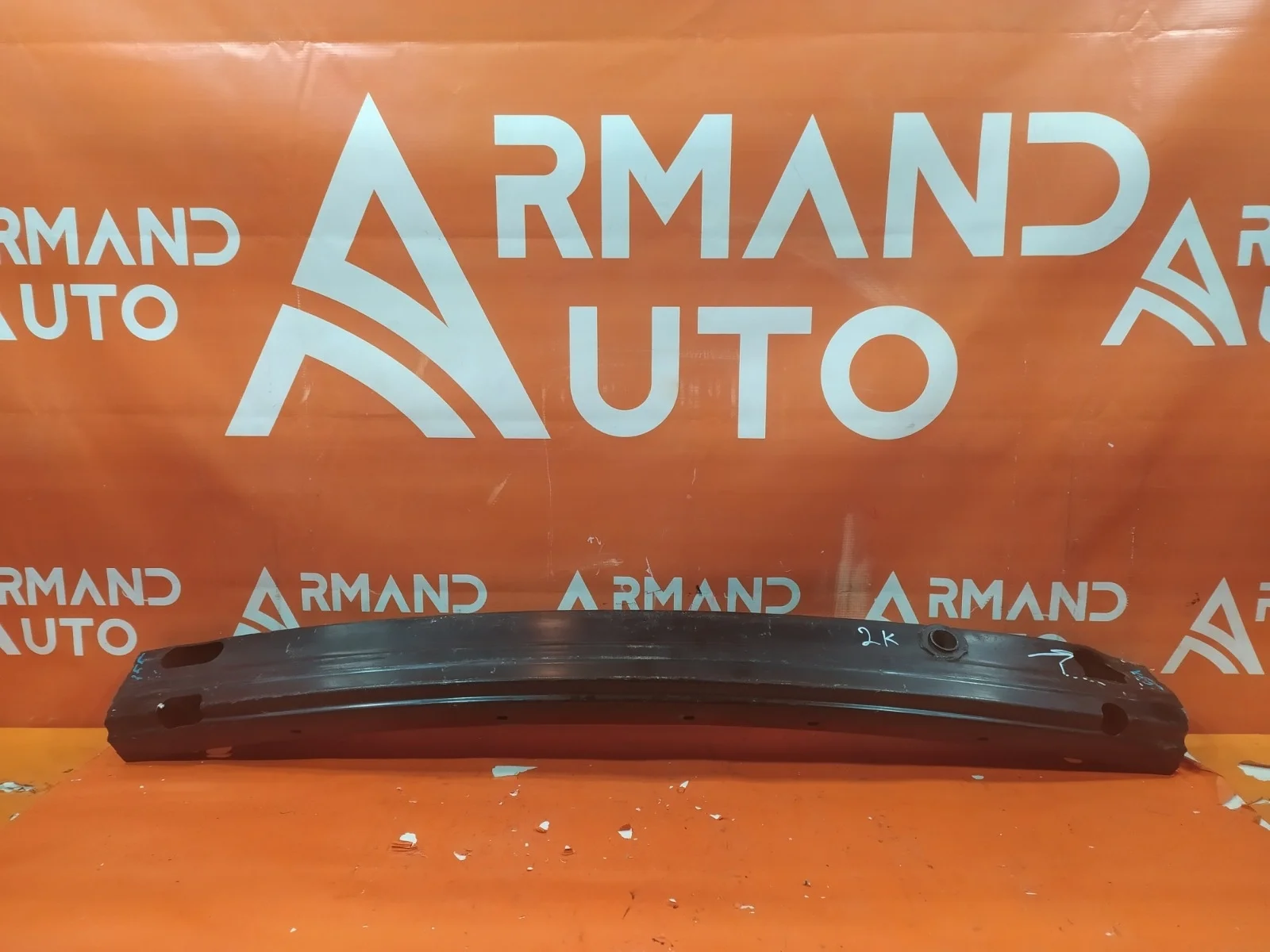 Усилитель бампера Toyota Camry 2011-2018 7 XV50