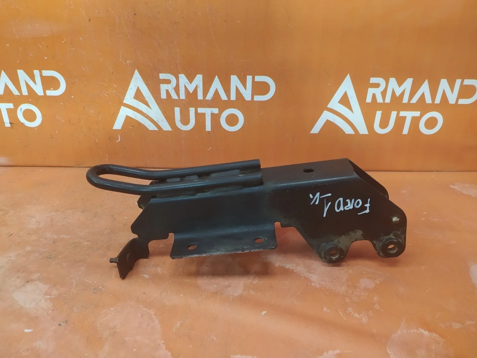 Кронштейн усилителя бампера FORD Transit / Tourneo Custom 2012-нв