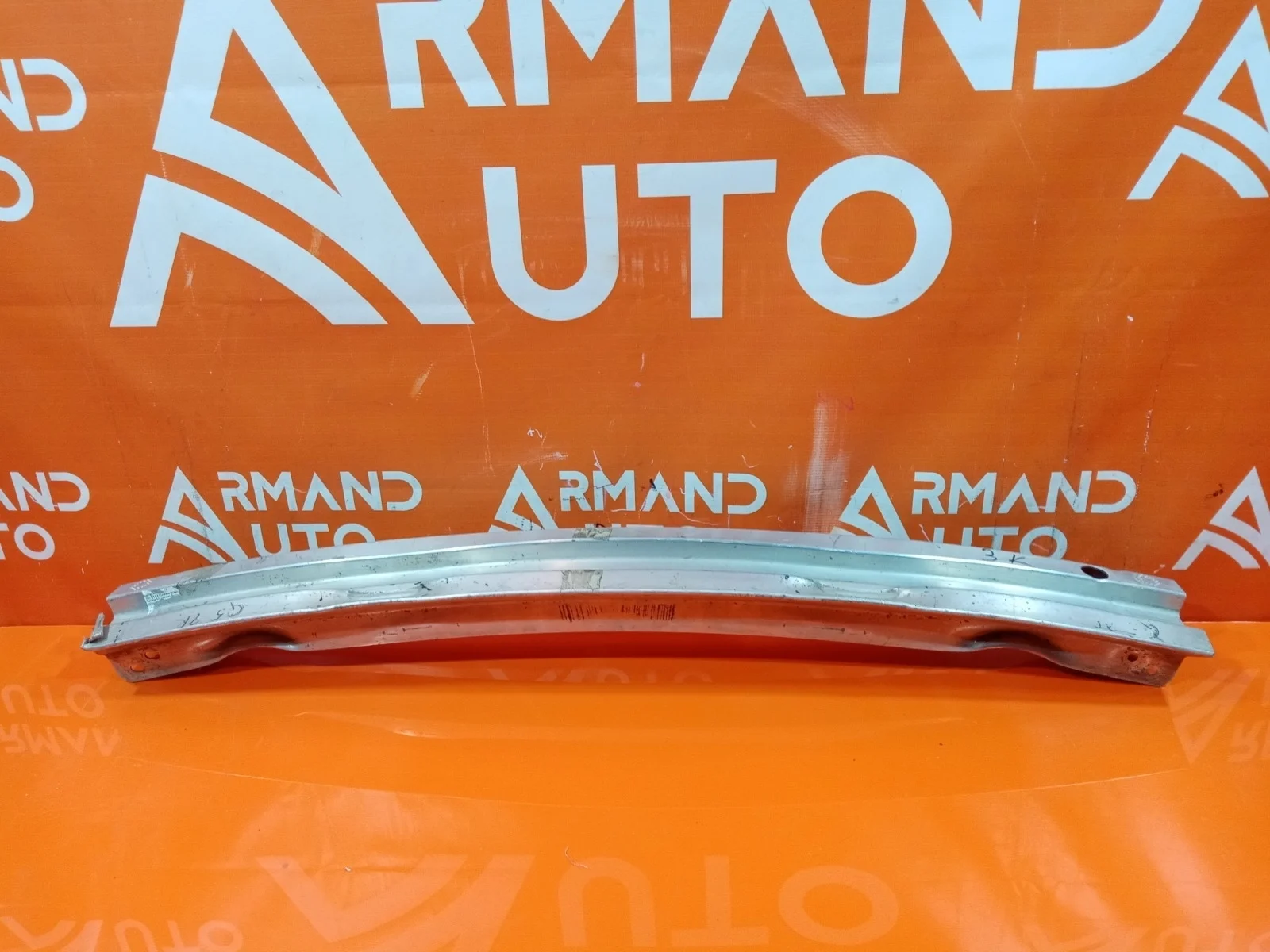 Усилитель бампера Audi Q5 2008-2017 8R