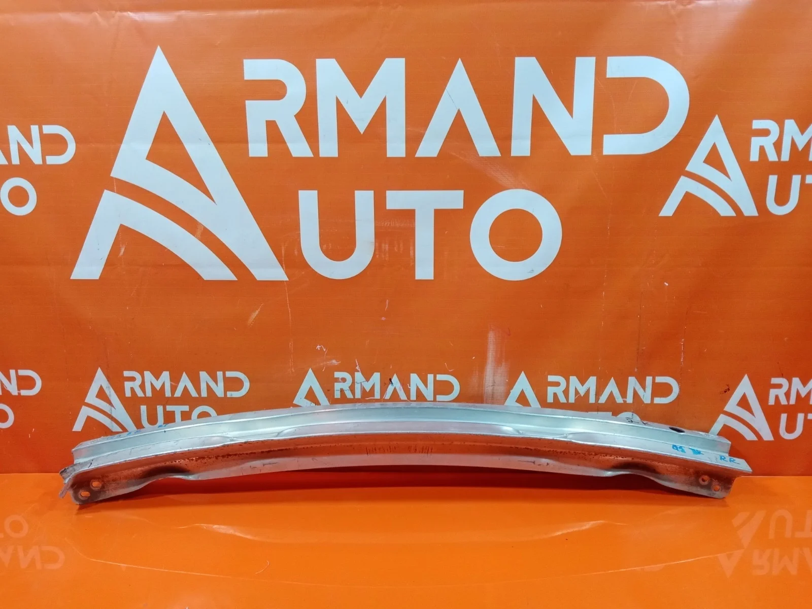 Усилитель бампера Audi Q5 2008-2017 8R