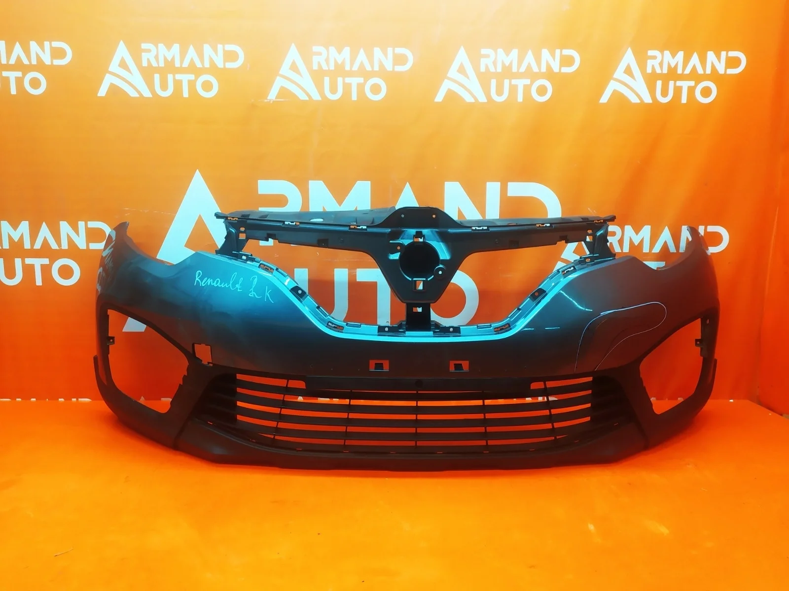 Бампер Renault Kaptur 2016-нв