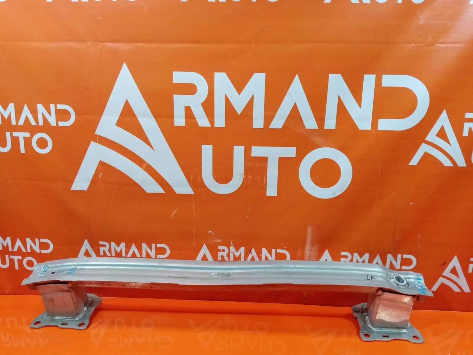 Усилитель бампера Audi A4 2015-нв B9